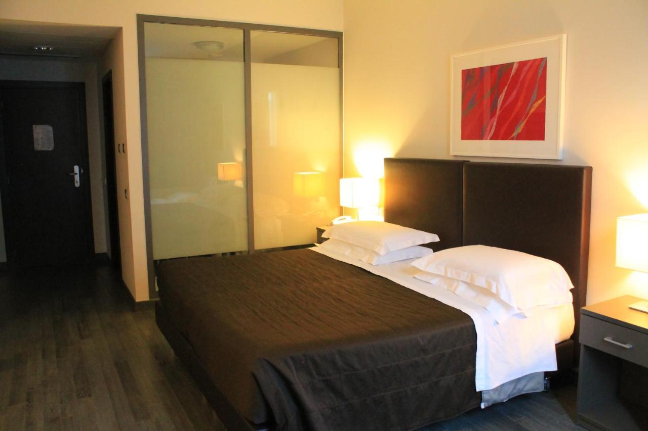 Park Hotel Sporting Teramo Exterior foto